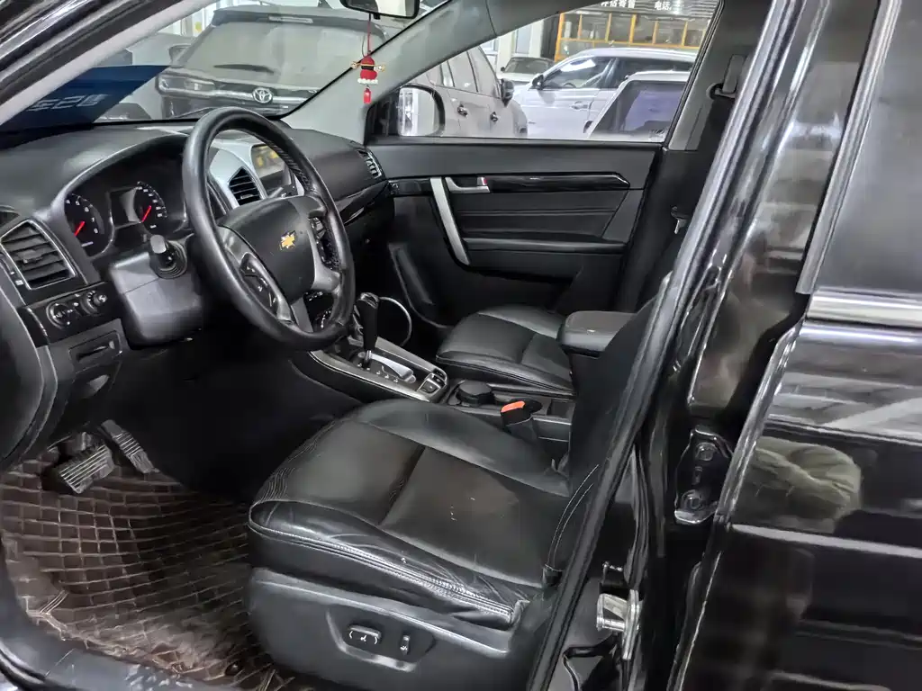 Chevrolet Captiva 2017 2.4L AWD Flagship Edition 7-Seater