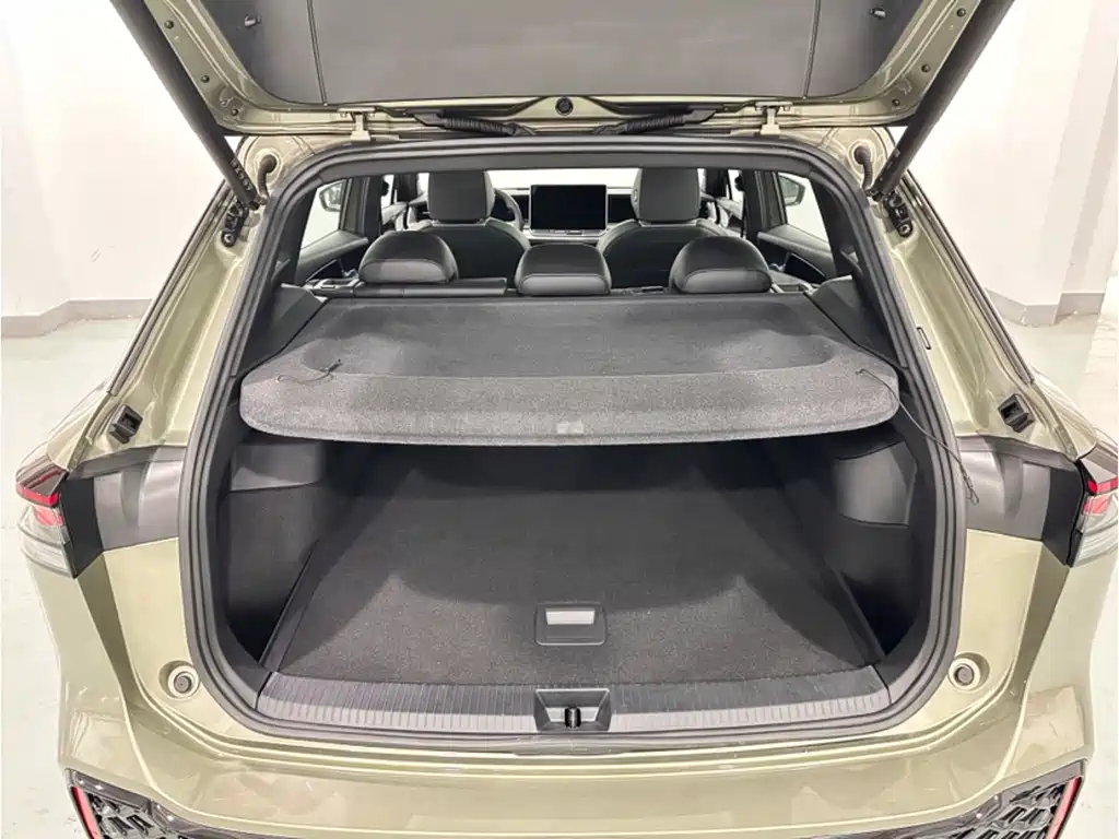 Tayron L 2025 380TSI 4MOTION Luxury Easy Package