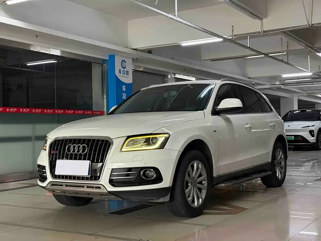 Audi Q5 2015 40 TFSI Technik