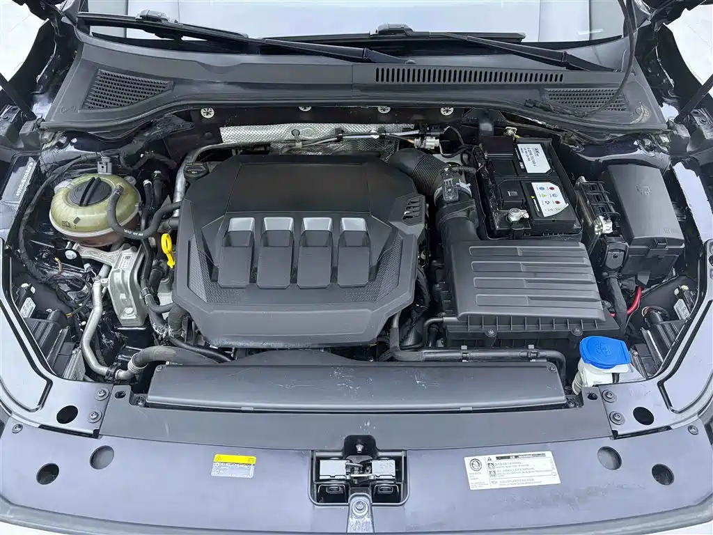 Volkswagen Passat 2022 330TSI Highline