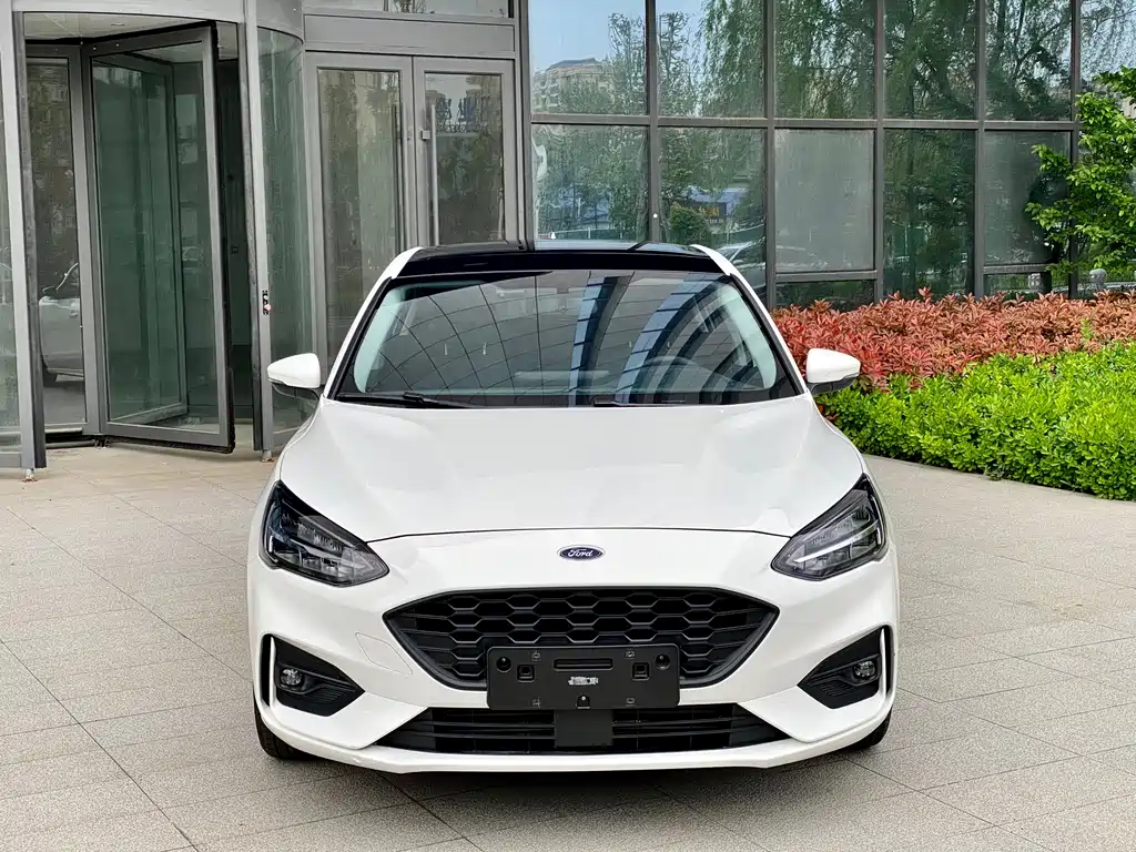 Ford Focus 2021 Hatchback EcoBoost 180 Automatic Fengchao Edition