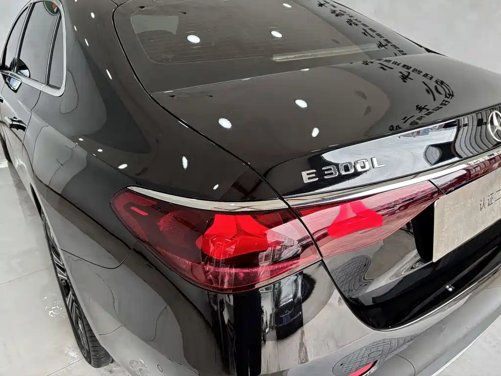 Mercedes-Benz E-Class 2026 E 300 L Luxury
