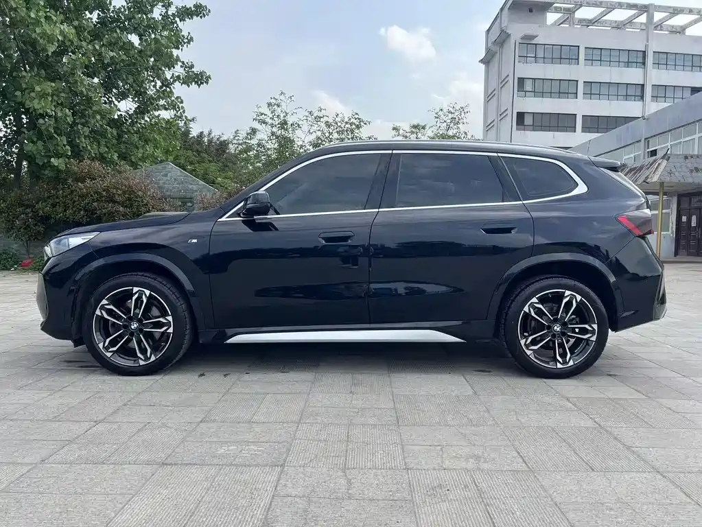 BMW X1 2025 sDrive25Li M Sport Package