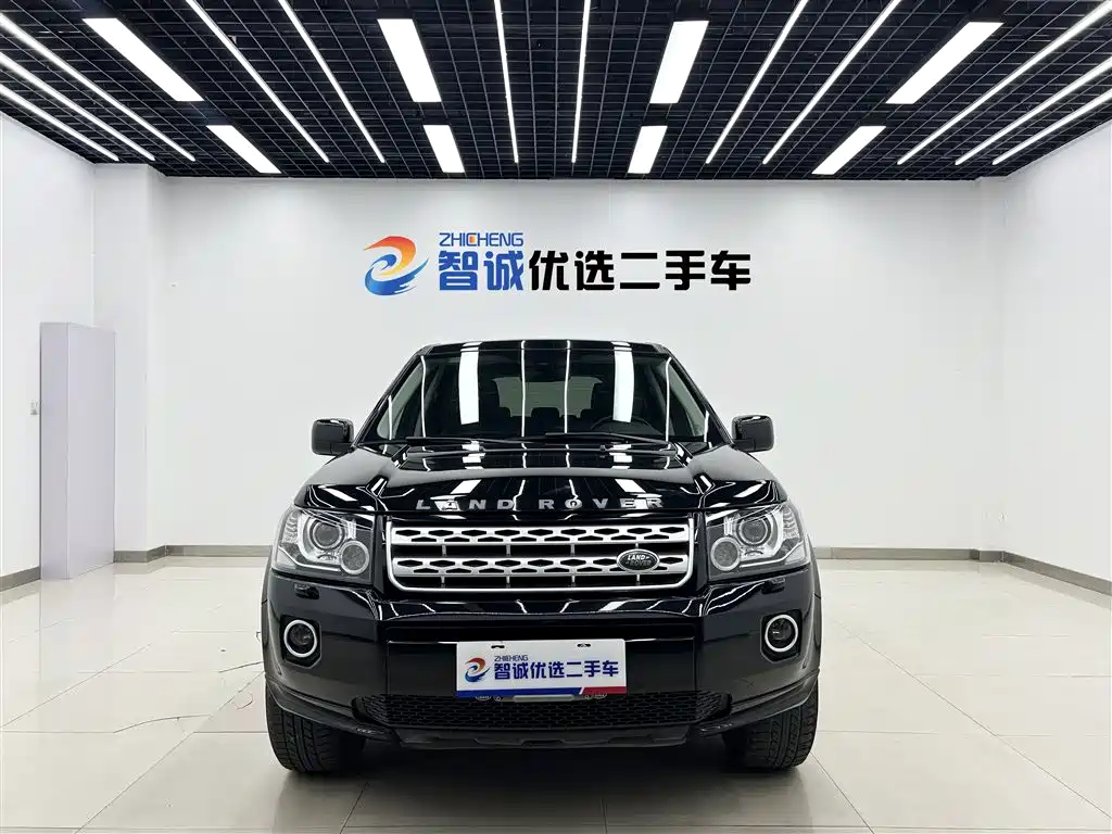 Land Rover Freelander 2 2013 2.0T Si4 SE Gasoline Version