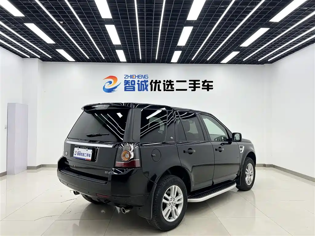 Land Rover Freelander 2 2013 2.0T Si4 SE Gasoline Version