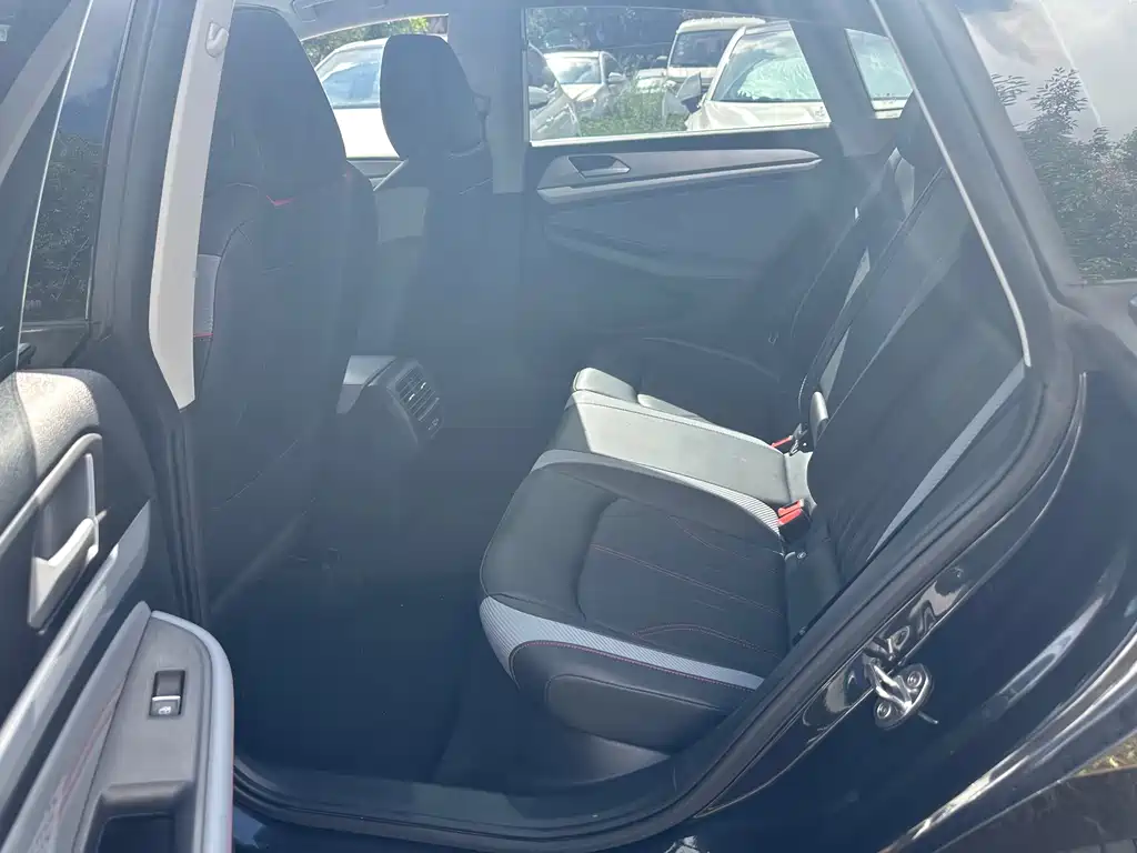 Volkswagen Lamando L 2023 280TSI DSG Cool Spicy Edition