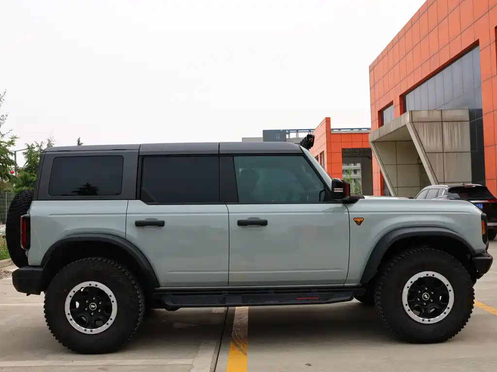 Ford Bronco 2024 2.3T Badlands