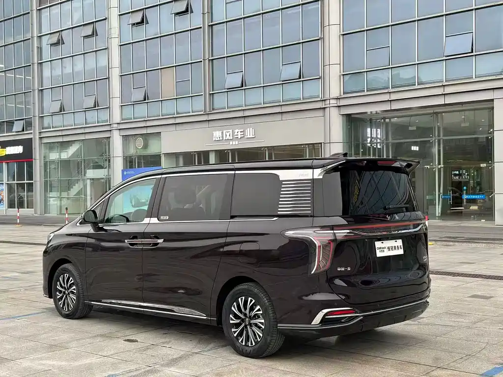 Hongqi HQ9 PHEV 2024 2.0T AWD Luxury Edition