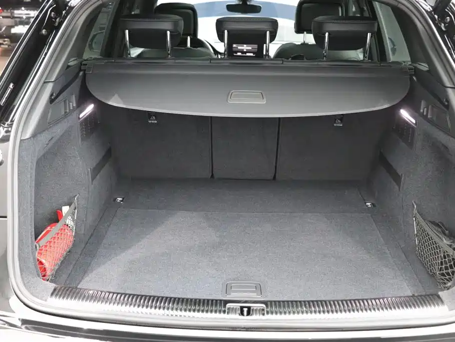 Audi Q5L 2025 45th Anniversary Edition 40 TFSI Luxury Dynamic