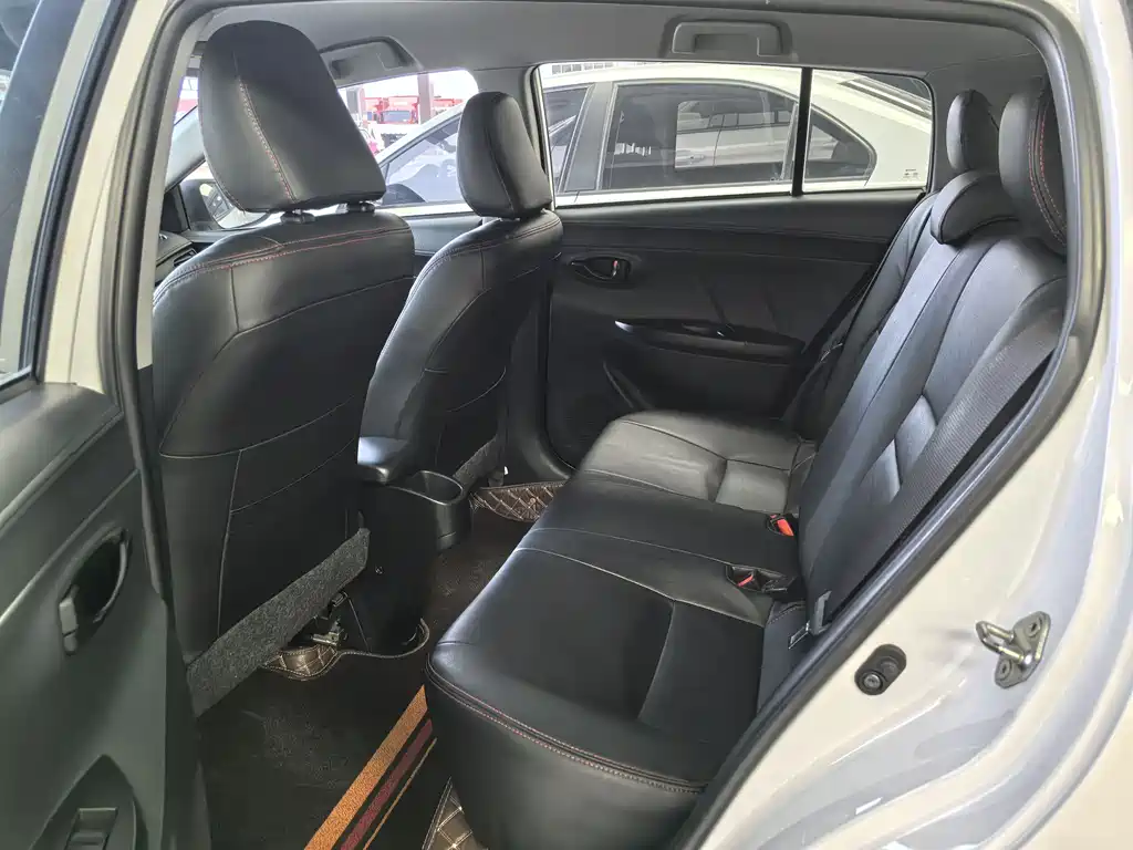 Yaris L 2016 Facelift 1.5E CVT
