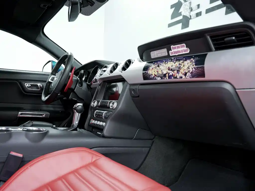Ford Mustang 2017 2.3T Performance Edition