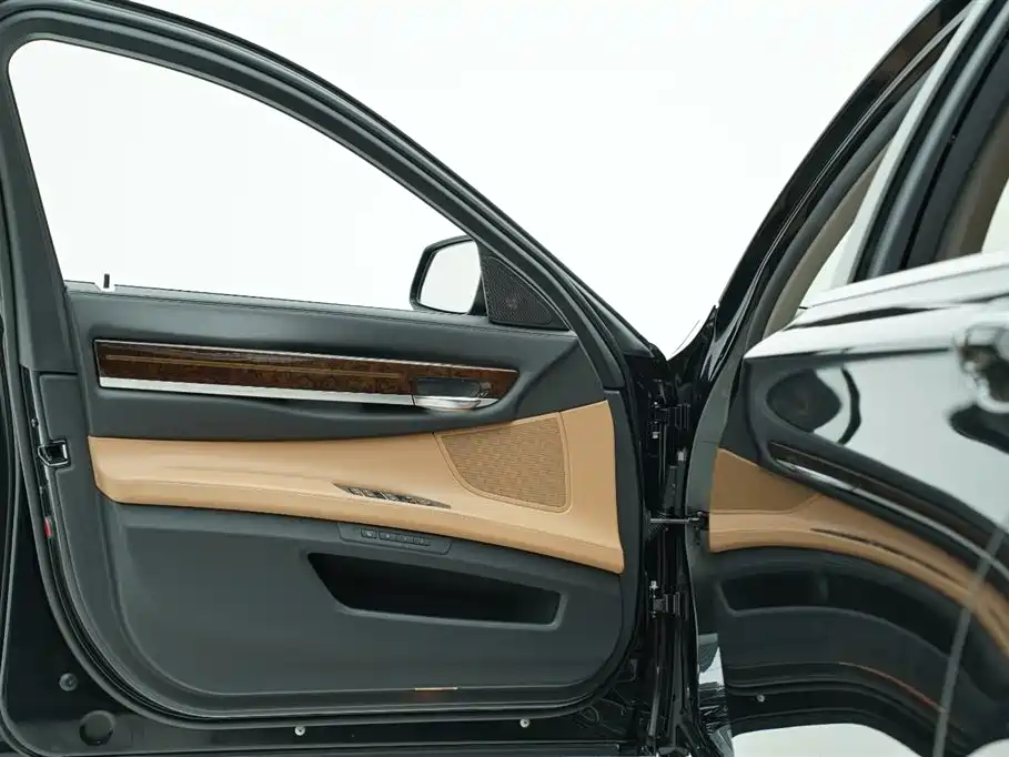 BMW 7 Series 2010 760Li