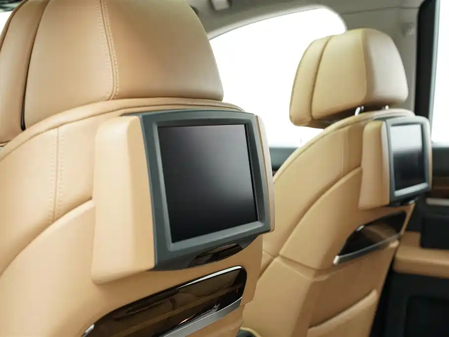 BMW 7 Series 2010 760Li