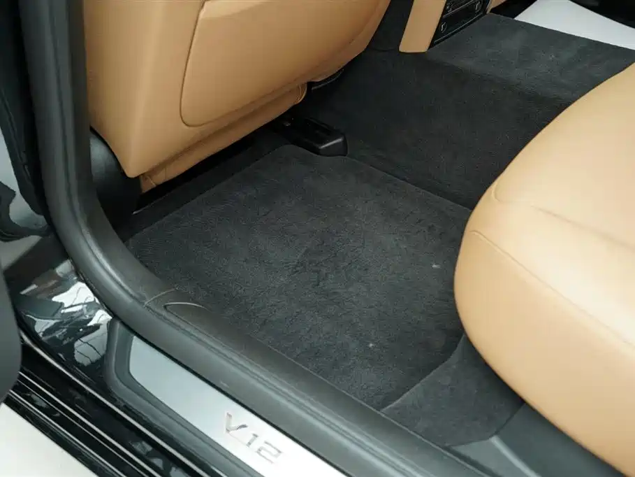 BMW 7 Series 2010 760Li