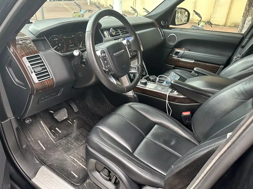 Range Rover 2016 3.0 SC V6 Vogue LWB