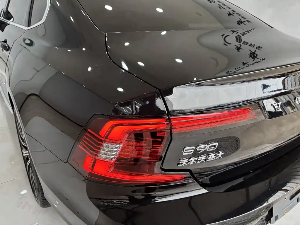 Volvo S90 2025 B5 Inscription