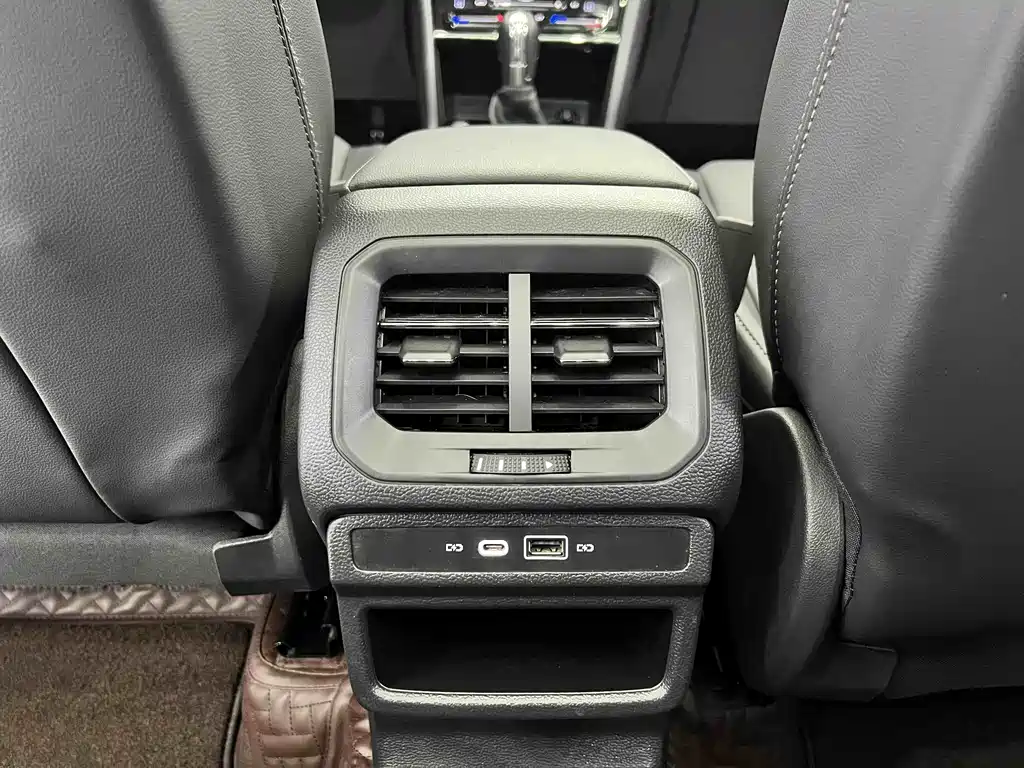 Volkswagen Tharu 2022 280TSI 2WD Luxury Edition