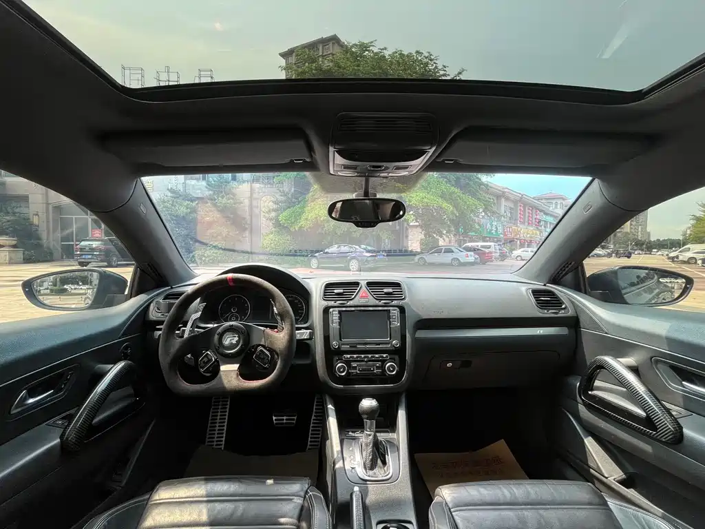Scirocco 2011 R 2.0TSI