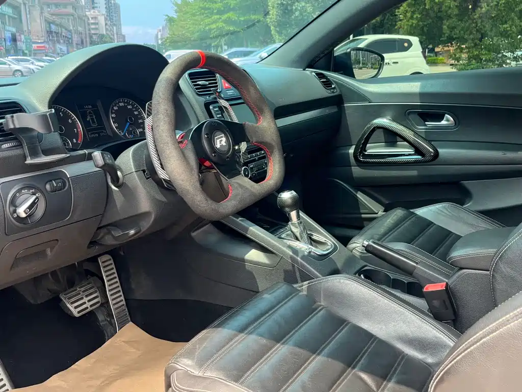 Scirocco 2011 R 2.0TSI