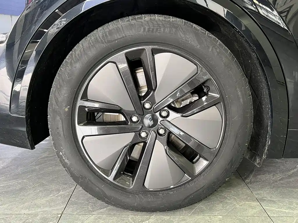 Li Auto L8 2024 Pro