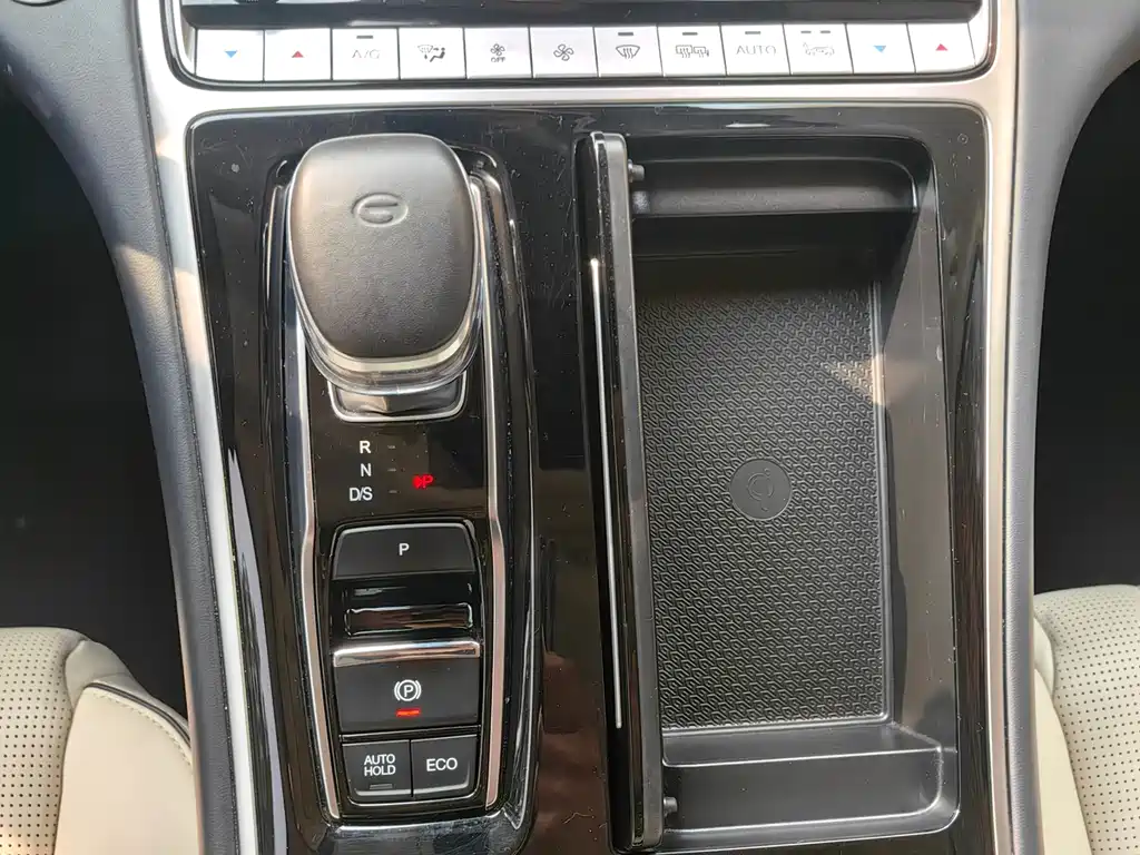 GAC Trumpchi M8 2021 Master Series 390T Four-Seat Yuzun Edition