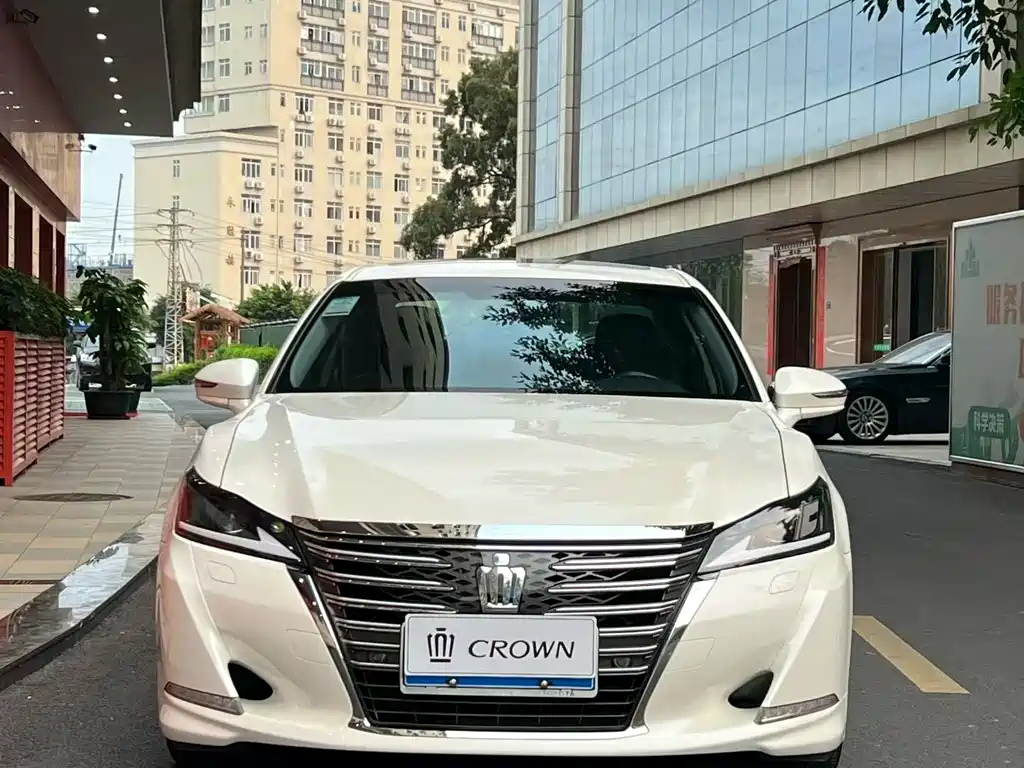 Toyota Crown 2015 2.0T Fashion Edition