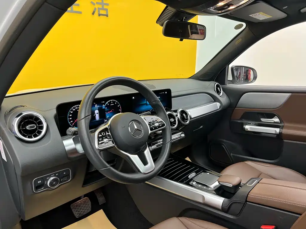 Mercedes-Benz GLB 200 Fashion Edition 2023