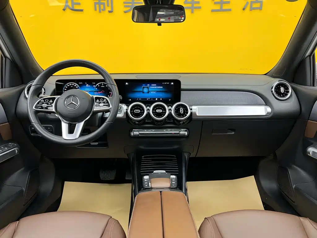 Mercedes-Benz GLB 200 Fashion Edition 2023