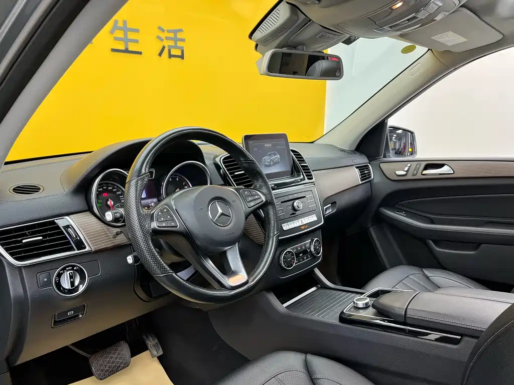 Mercedes-Benz GLE 2018 GLE 320 4MATIC Dynamic Edition