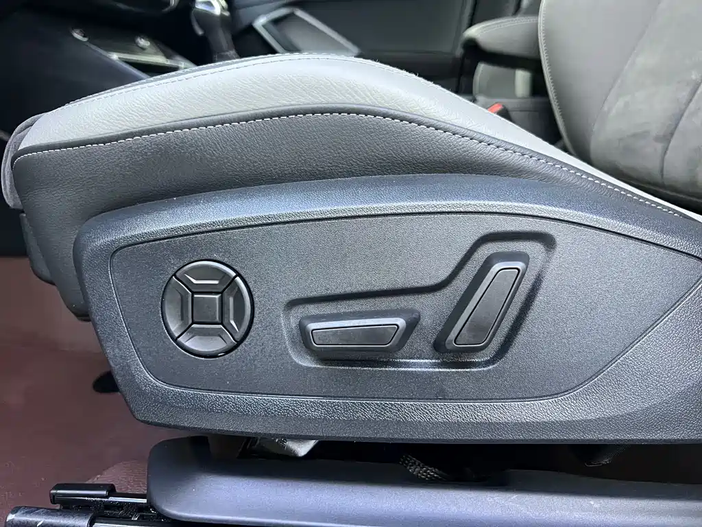 Audi Q3 2023 35 TFSI Sport