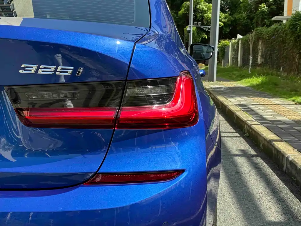 BMW 3 Series 2020 325i M Sport Package