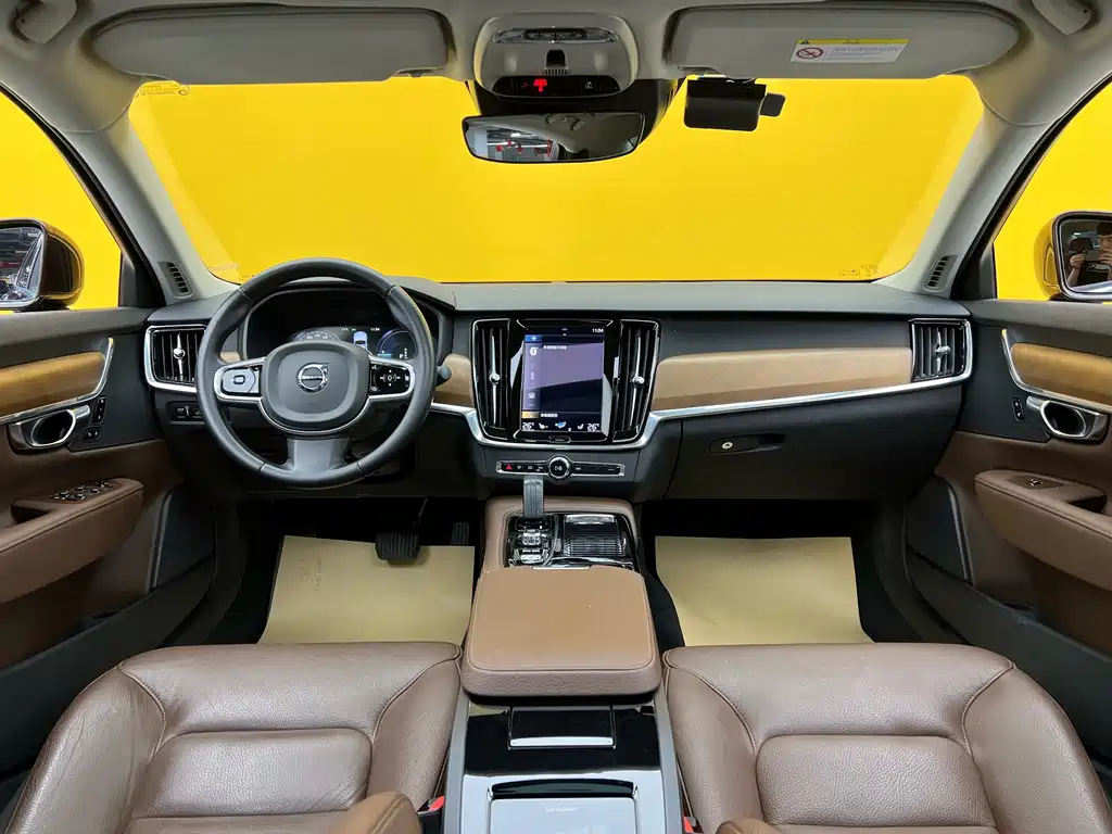 Volvo S90 Recharge 2020 T8 E-Drive Hybrid Inscription Luxury Edition