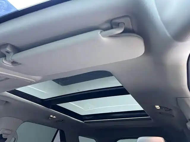 Ford Explorer 2023 EcoBoost 285 AWD Titanium Edition 7-Seater