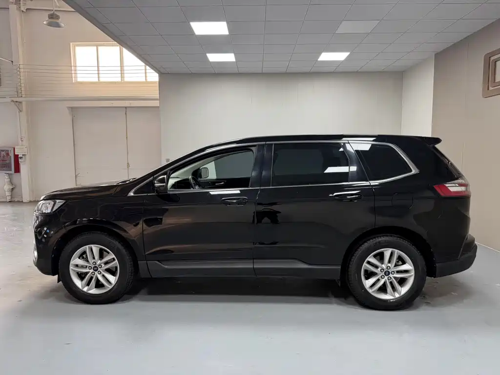 Edge 2021 PLUS EcoBoost 245 FWD Elite 5-Seater