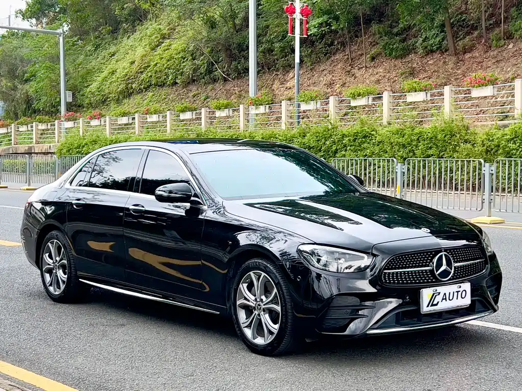Mercedes-Benz E-Class 2022 Facelift II E 300 L Sport Luxury