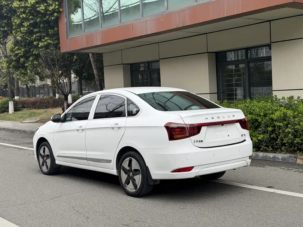 Dongfeng Fengshen E70 2021 Facelift 500 Chaoxiang Edition