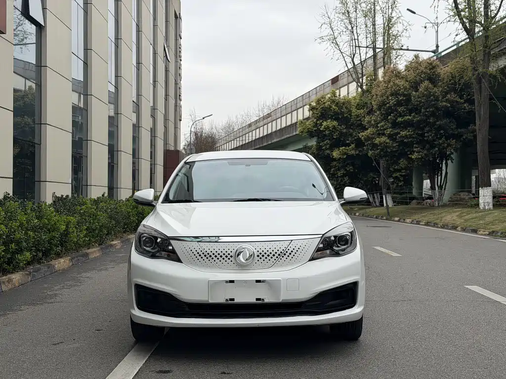 Dongfeng Fengshen E70 2021 Facelift 500 Chaoxiang Edition
