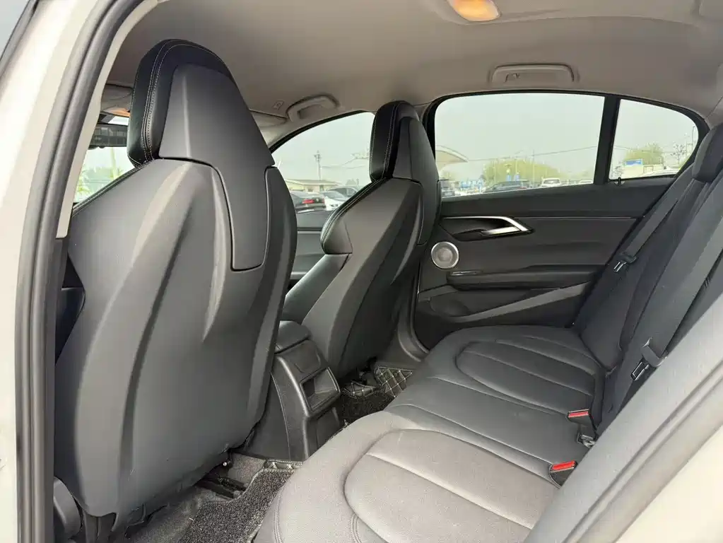 BMW 1 Series 2023 120i M Sport