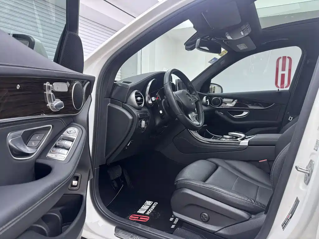 Mercedes-Benz GLC 2018 GLC 260 4MATIC Dynamic