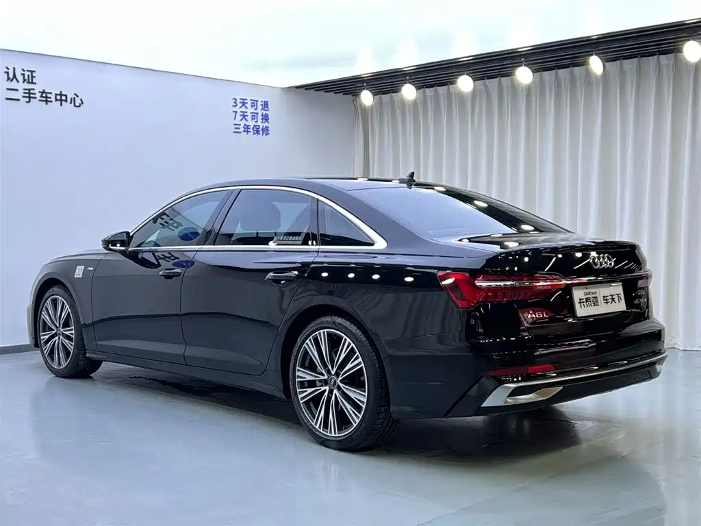 Audi A6L 2025 45 TFSI Zhenxuan Dynamic Trim