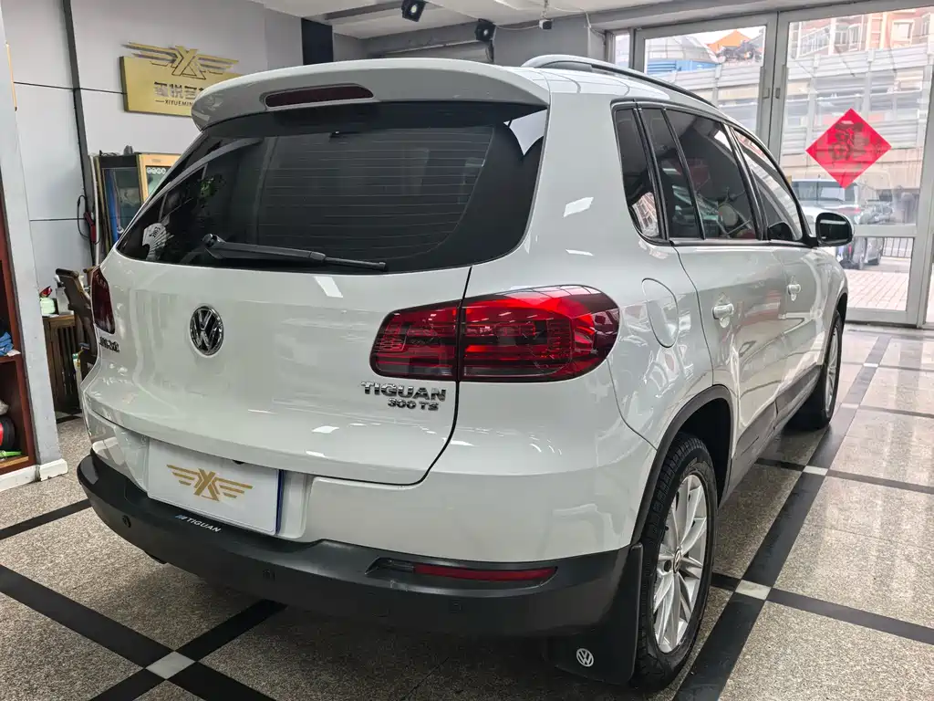 Tiguan 2017 300TSI Automatic FWD Silk Road Fashion Edition
