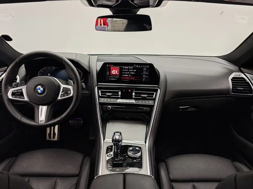 BMW 8 Series 2019 840i Coupe M Sport Package