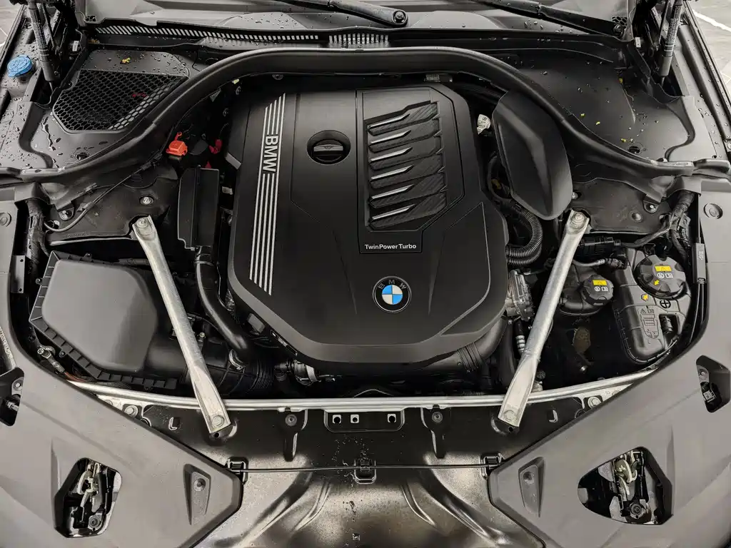 BMW 8 Series 2019 840i Coupe M Sport Package