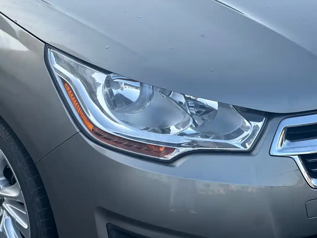 Citroën C4L 2014 1.6THP Auto Intelligent Drive Edition
