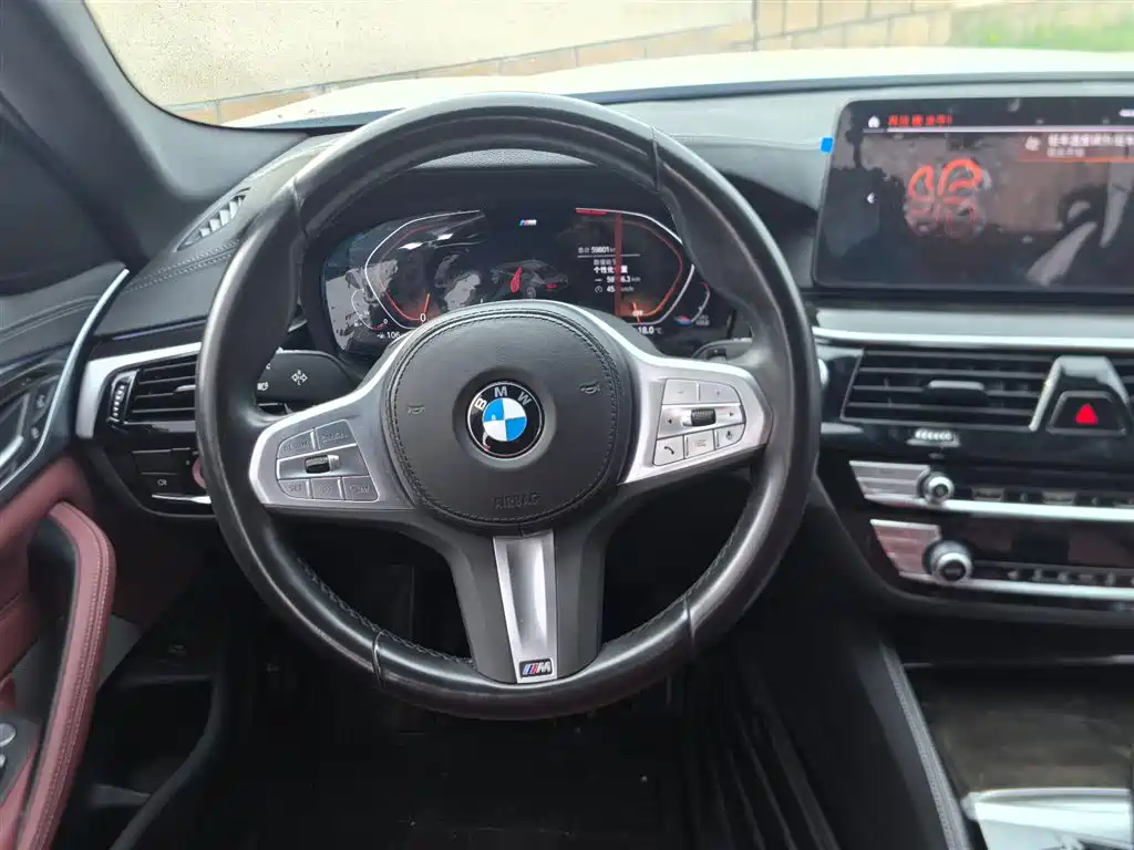 BMW 5 Series 2022 525Li M Sport Package