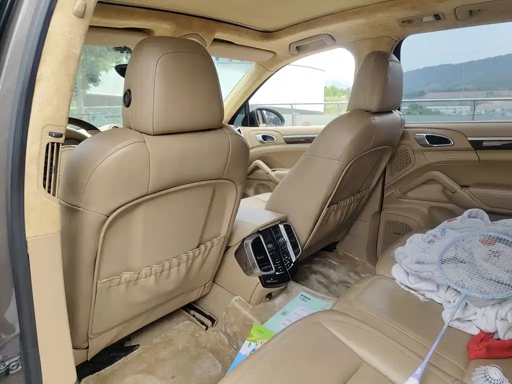 Porsche Cayenne 2015 3.6T US Spec