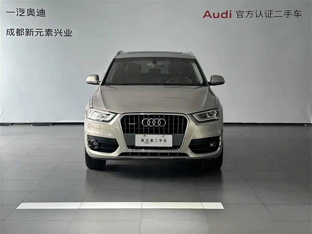 Audi Q3 2013 35 TFSI quattro Technik