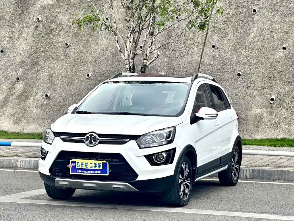 Senova X25 2015 1.5L Manual Elite