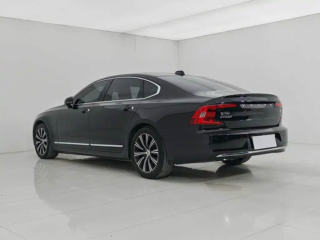 Volvo S90 2021 B5