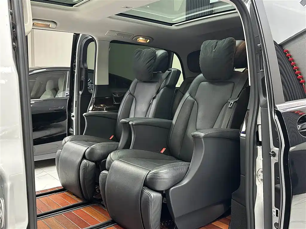 Mercedes-Benz V-Class 2018 V 260 Noble Edition China V